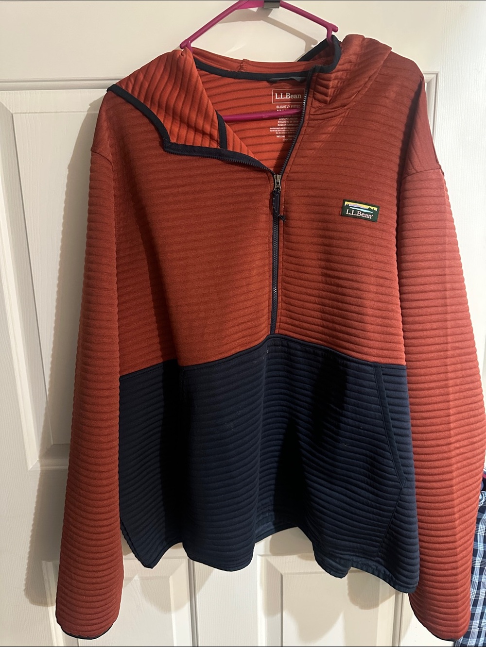 L.L. Bean mens Two-Tone Hooded Jacket - Rust & Navy